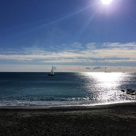 Appartamenti Mare Azzurro By Holiday World 아비솔라 수페리오레 외부 사진